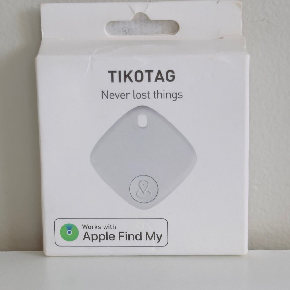 TIKOTAG Bluetooth Tracker in White